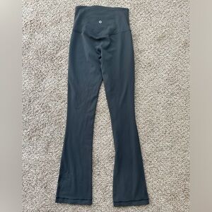 Brand New lululemon leggings mini flare💛